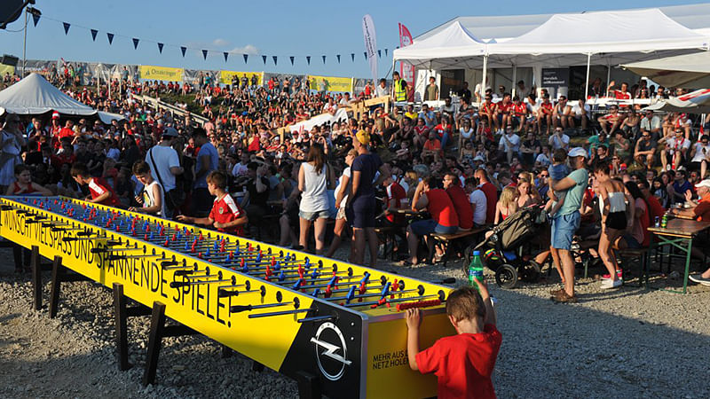 Public Viewing