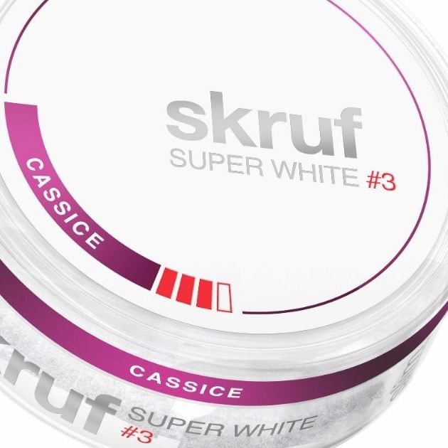 skruf SUPER WHITE: Tabakfreie Nikotinbeutel als rauchfreie Alternative.