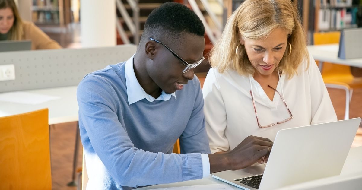 Weiterbildung im Alter: Warum es für ein Studium nie zu spät ist ...
