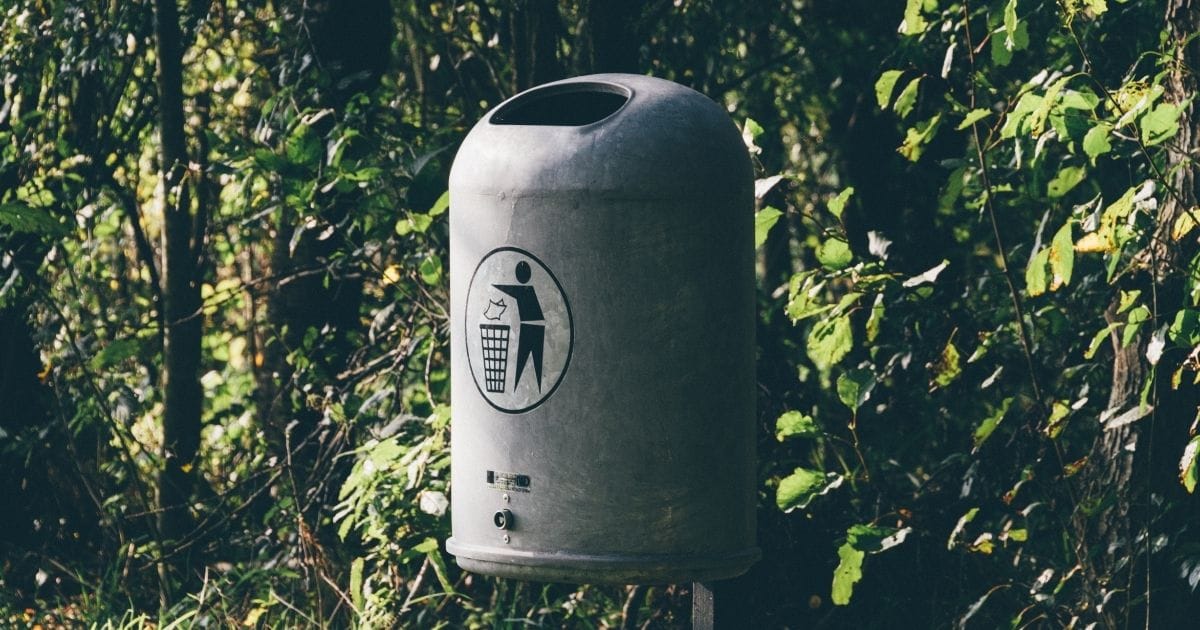 Recycling allein zuhaus? Wie man Müll in der Öffentlichkeit vermeidet